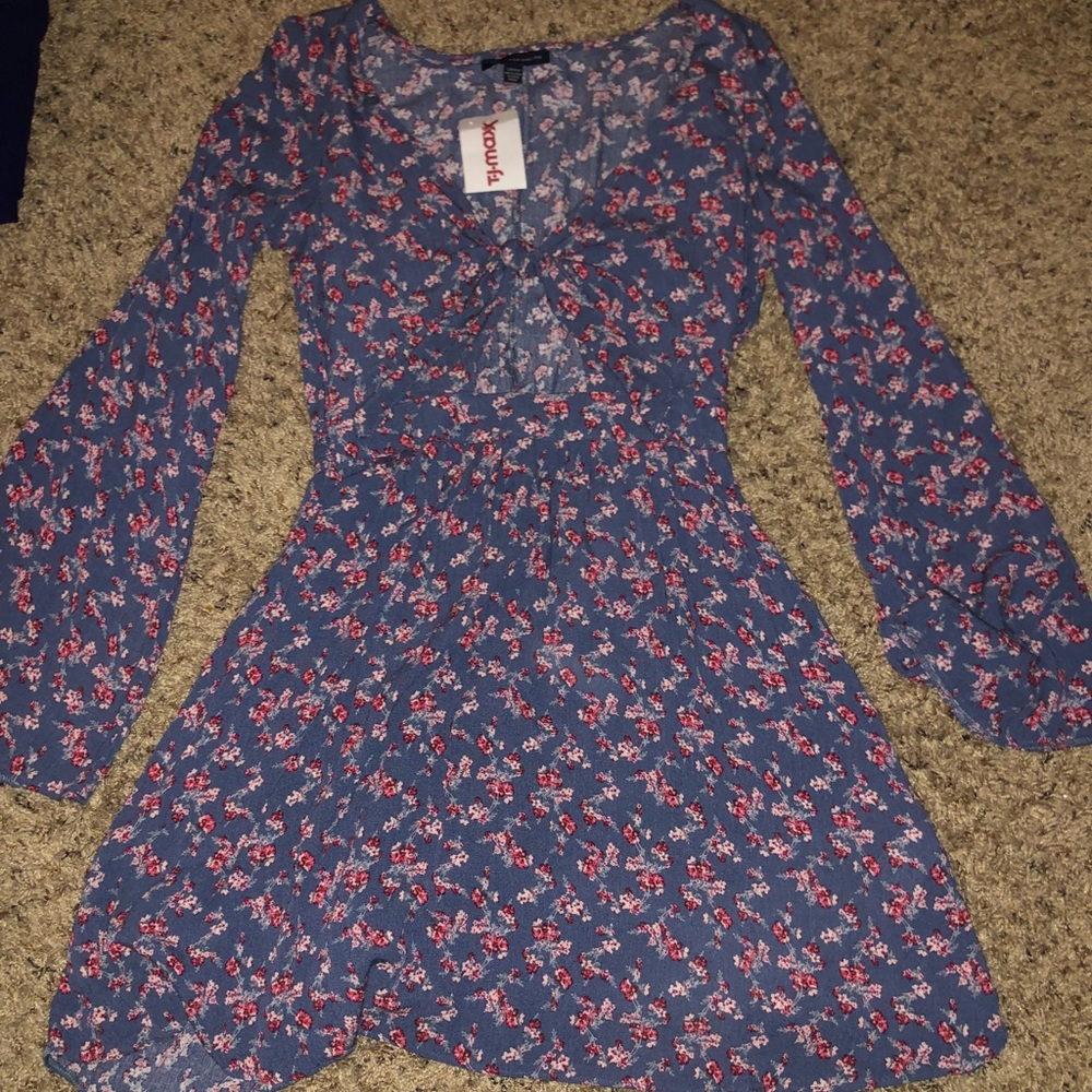 American eagle dress w tags